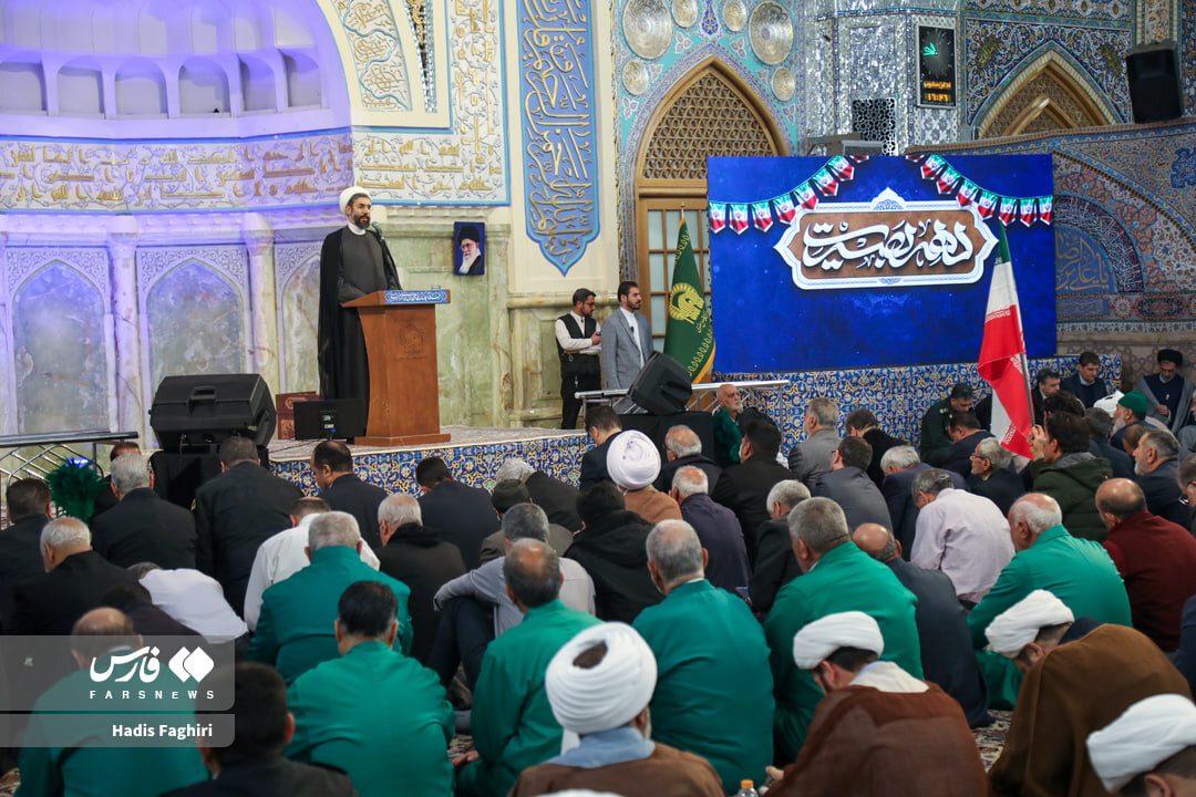 عکس/طنین نوای بصیرت در حرم امام رضا(ع)