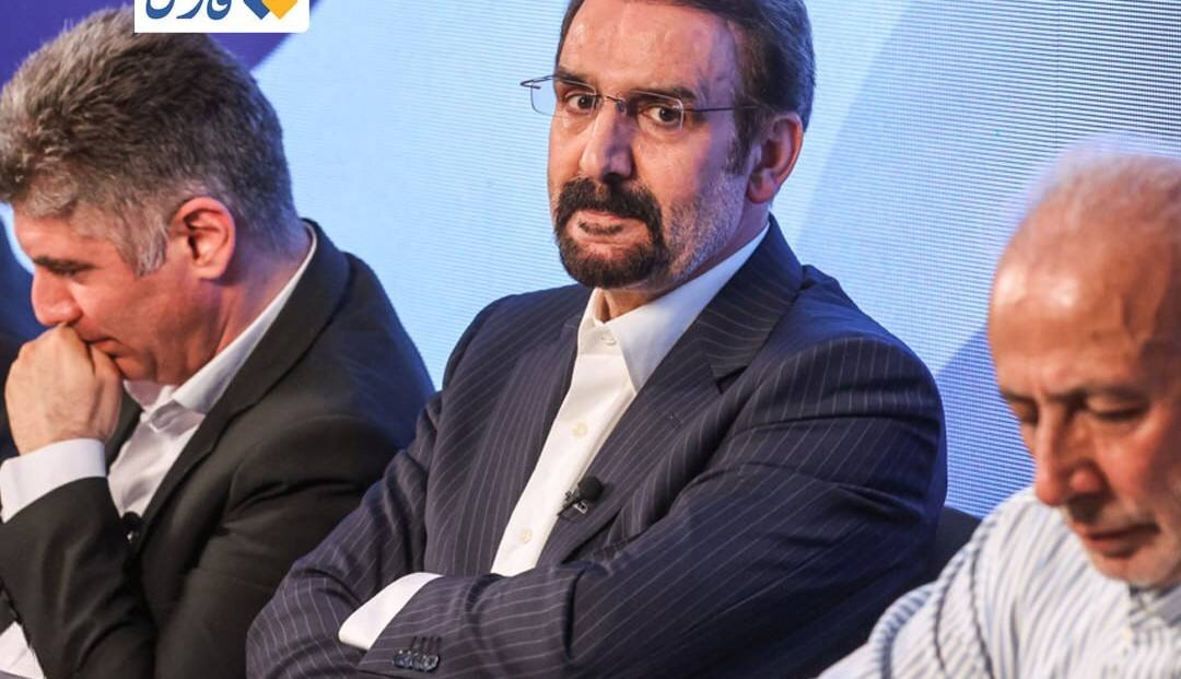 استعفای معاون سیاسی رئیس‌جمهور تایید شد