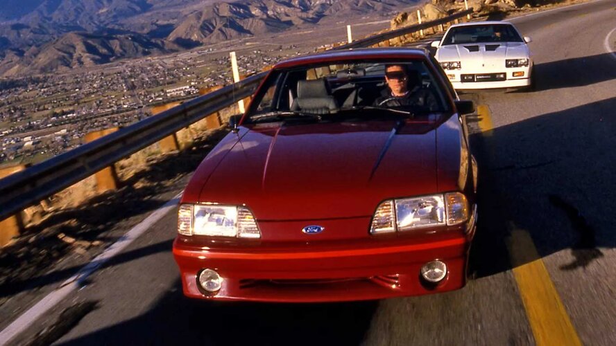 یادی از خودروهای عضلانی دهه ۸۰ میلادی، وقتی کامارو موستانگ را تحقیر می‌کرد