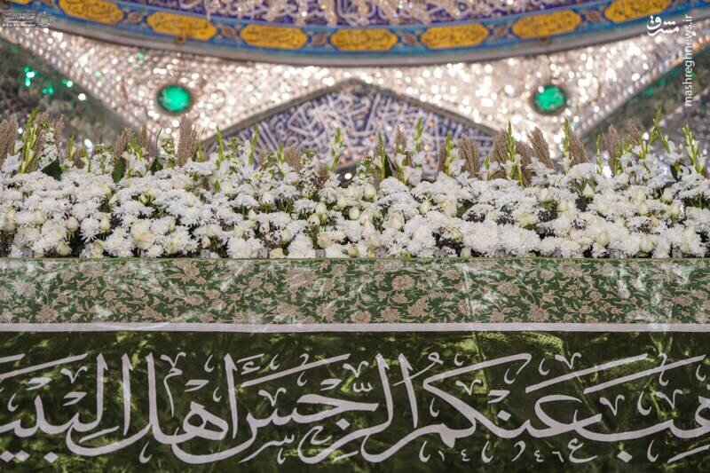 عکس/ضریح امیرالمومنین گل‌آرایی شد!