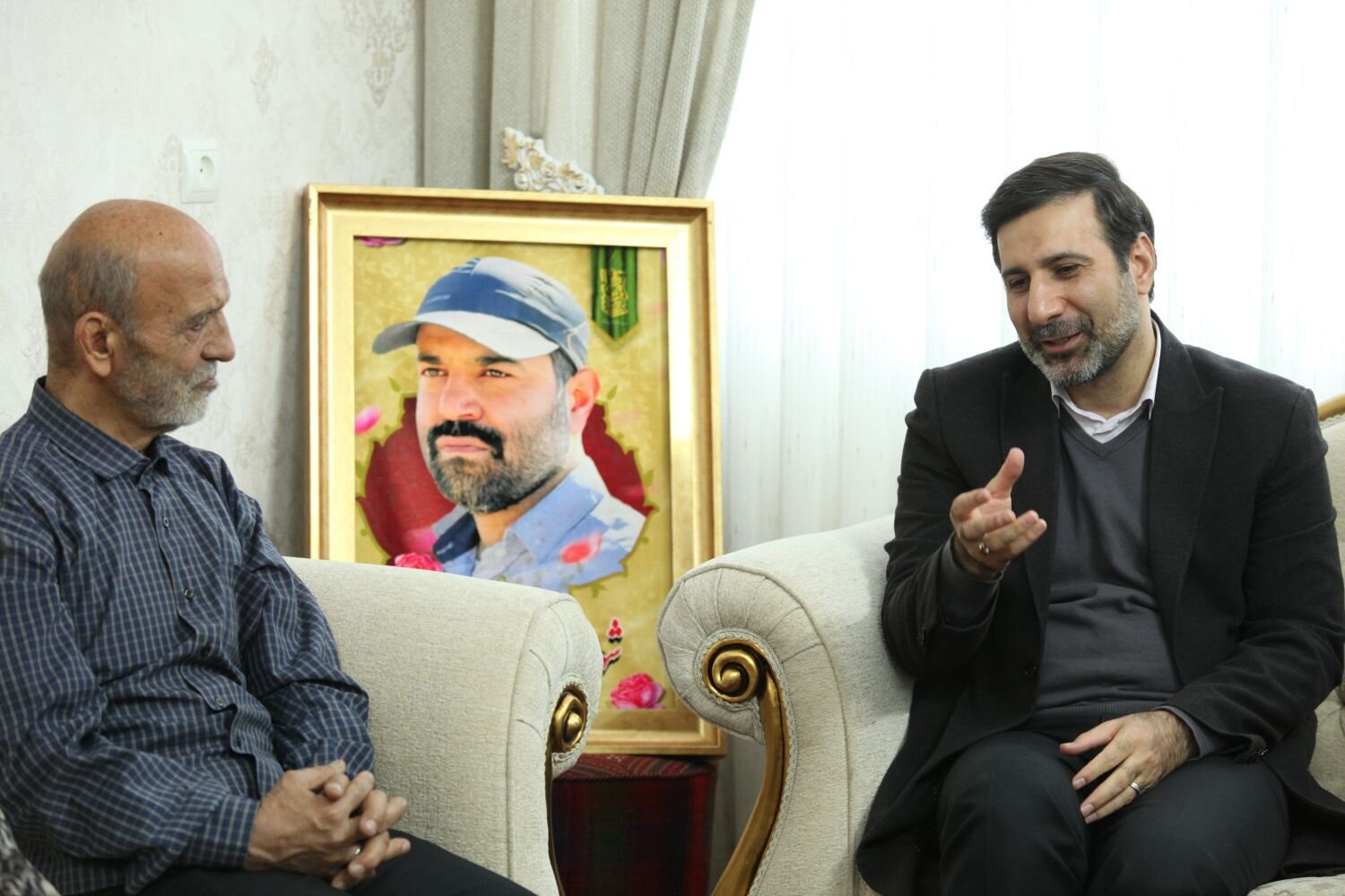 دیدار سخنگوی شورای نگهبان با خانواده شهید ناظر «علیرضا جلالیفر»