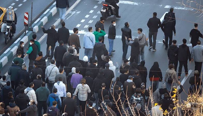 روزنامه اصولگرا مطرح کرد: از آشوب تا جنگ