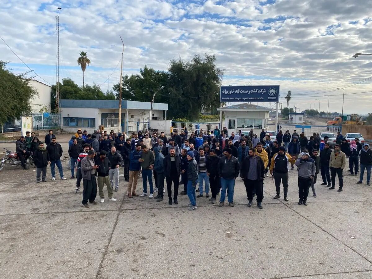 ادامه اعتراض صنفی کارگران قند خاورمیانه در حمایت از همکاران‌ بازداشتی