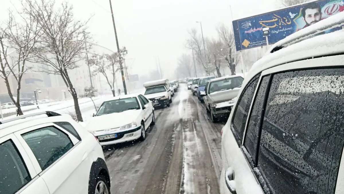 مردم از سفرهای غیر ضروری به غرب و جنوب استان اصفهان خودداری کنند