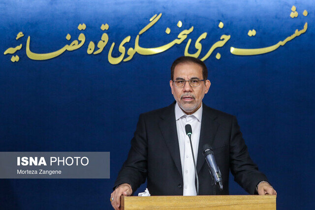 وضعیت پرونده فرزندان مقام سابق قضایی/شاغلین بازنشسته در وزارت نفت، از خدمت منفصل شوند