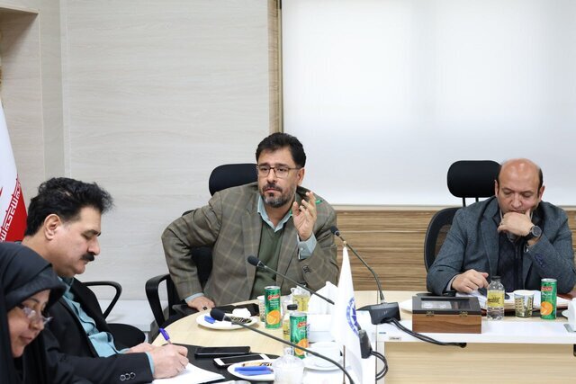 هزینههای تحمیلی و تناقضات قانونی مانع فعالیت معادن خوزستان است