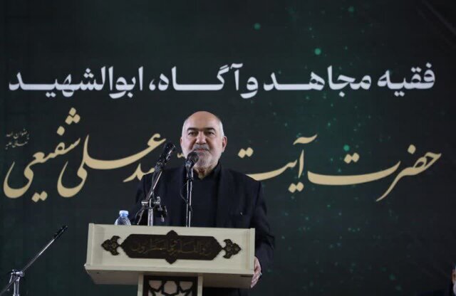 استاندار خوزستان: پیام رهبر معظم انقلاب، گواه عظمت شخصیت عالم ربانی آیتالله شفیعی است