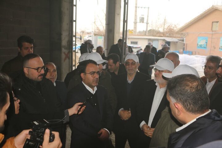 بازدید معاون اجرایی رئیس‌جمهور و استاندار تهران از بیمارستان مفتح ورامین