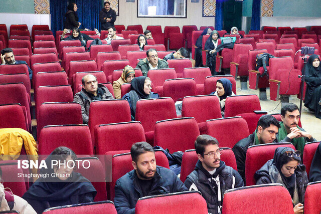مناظره داغ دانشجویان در سومین روز مسابقات ملی مناظره‌های دانشجویان در اصفهان