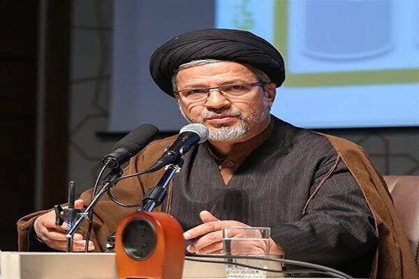 در علوم انسانی نیازمند تحولی بنیادین هستیم