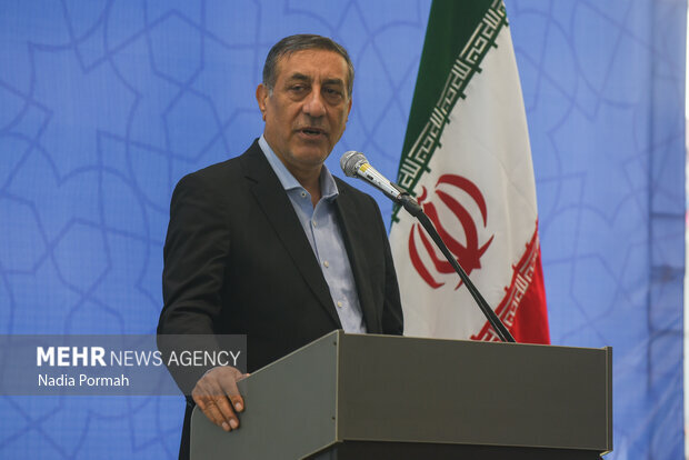 اولویت دولت تکمیل پروژههای نیمهتمام و تأمین سرمایه در گردش صنایع است