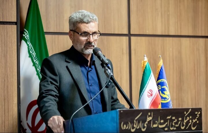 عبادی: کمیته امداد مسیر سنتی را به توانمندسازی تبدیل میکند