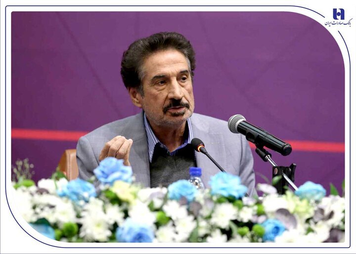 نخستین همایش هماندیشی بانک صادرات با فعالان صنعت پتروشیمی برگزار شد