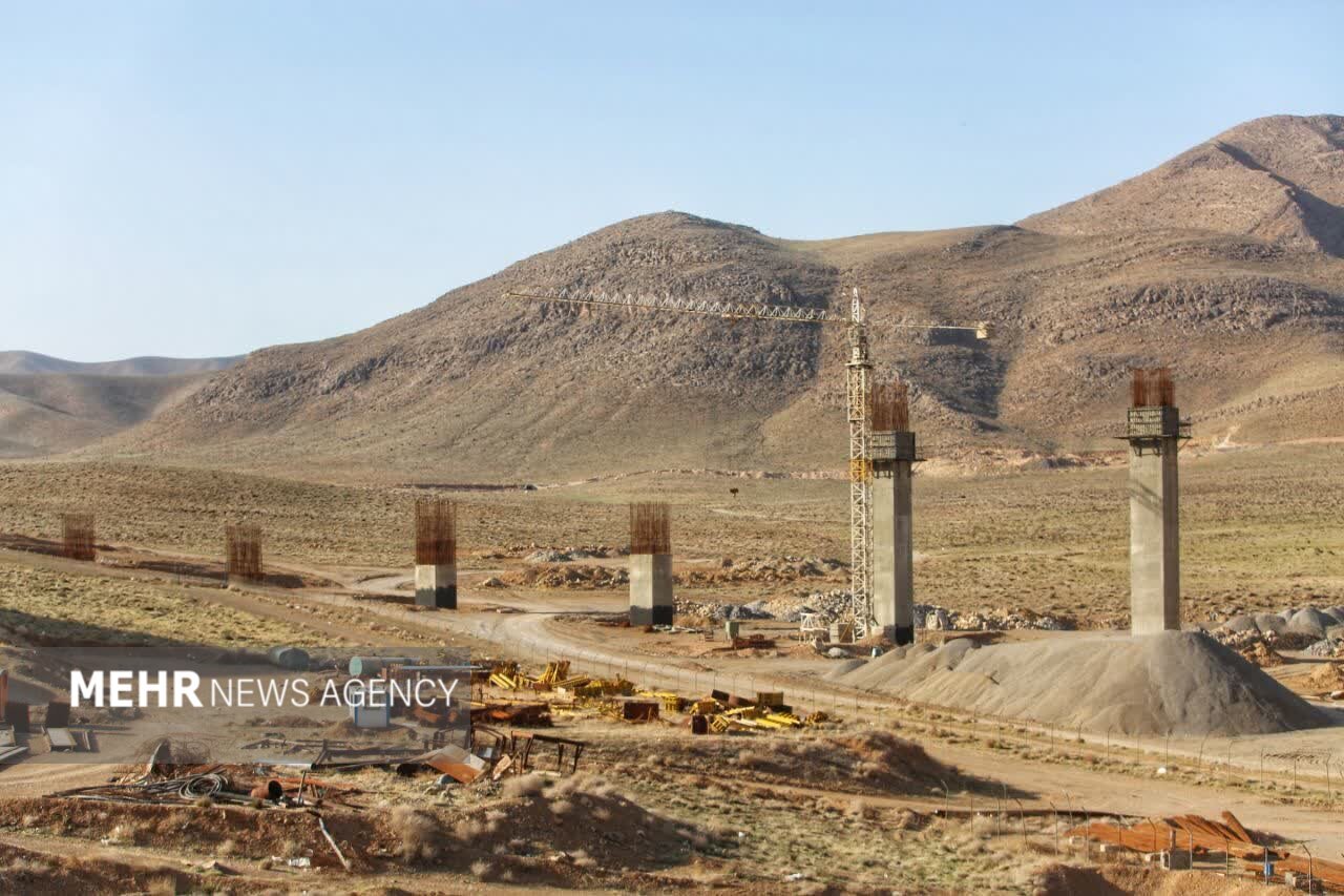 راه آهن شهرکرد در بن بست تامین اعتبار؛پروژه آثار منطقه ای دارد