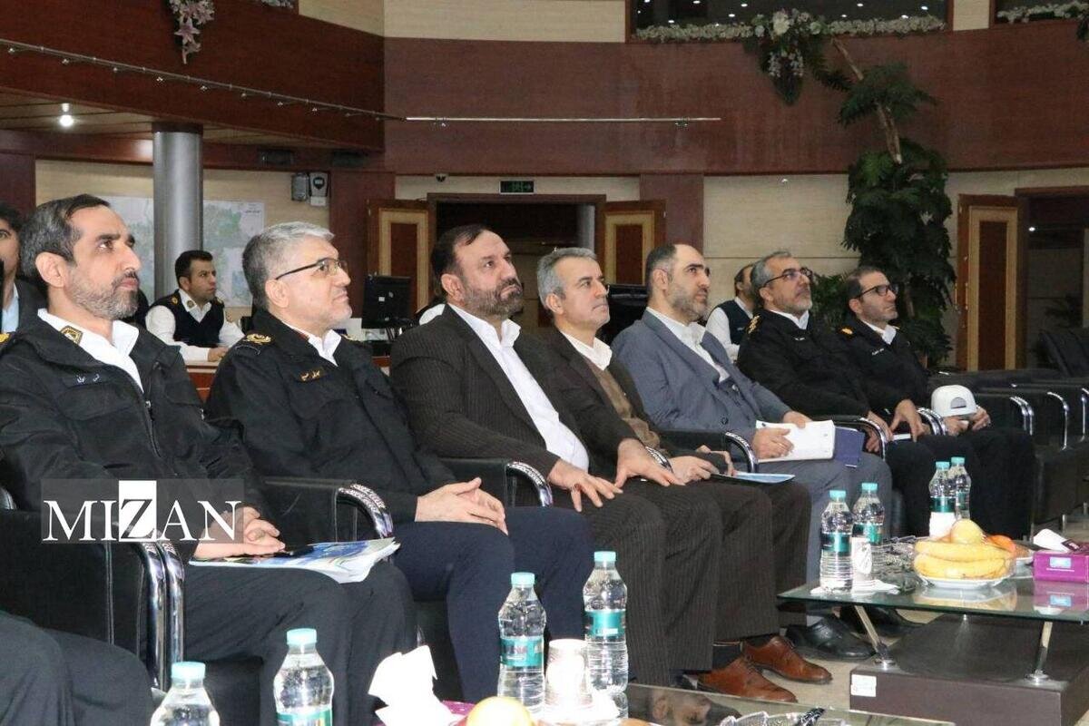بازدید دادستان تهران از پلیس راهور فراجا/ صالحی: توقیف سیستمی وسایل نقلیه اجرایی شود