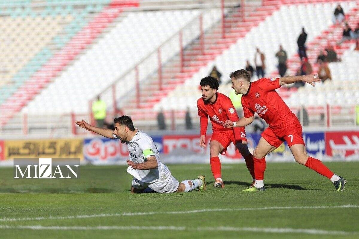 تراکتور همچنان روی نوار تساوی/ شاگردان اسکوچیچ در سرمای تبریز برابر ملوان یخ زدند
