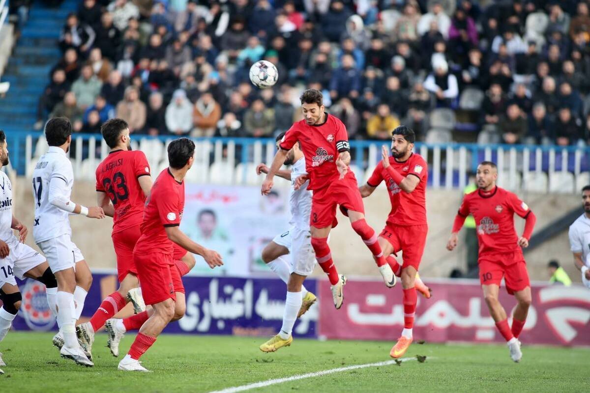 جدول لیگ برتر پس از پایان بازی تراکتور و ملوان / سپاهان قهرمان نیم فصل و پرسپولیس دوم ماند +عکس