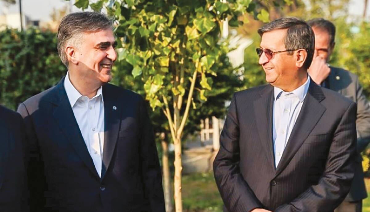 کنایه «جوان» به تغییرات در دولت: عجب «همتی» با چک برگشتی