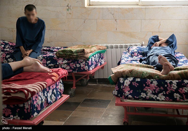 بازدید از آسایشگاه بیماران روانی در کرمانشاه