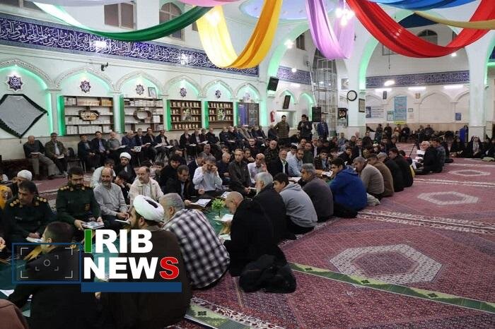 محفل قرآنی بسیجیان؛ چلچراغ آیهها