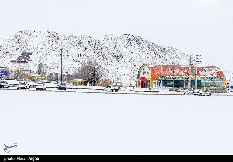 بارش برف در زنجان