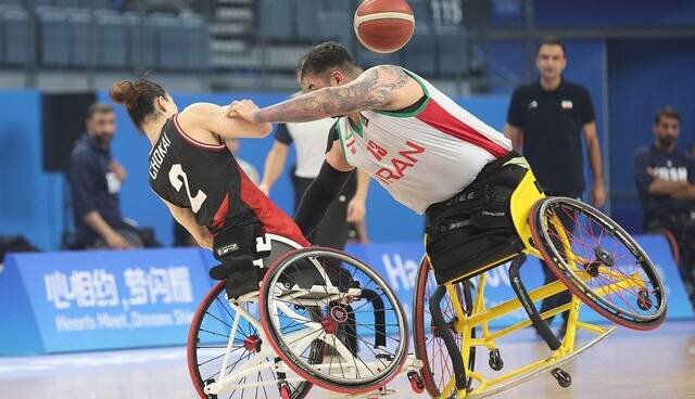 تلاش برای کسب سهمیه جهانی با ویلچرهای قدیمی!