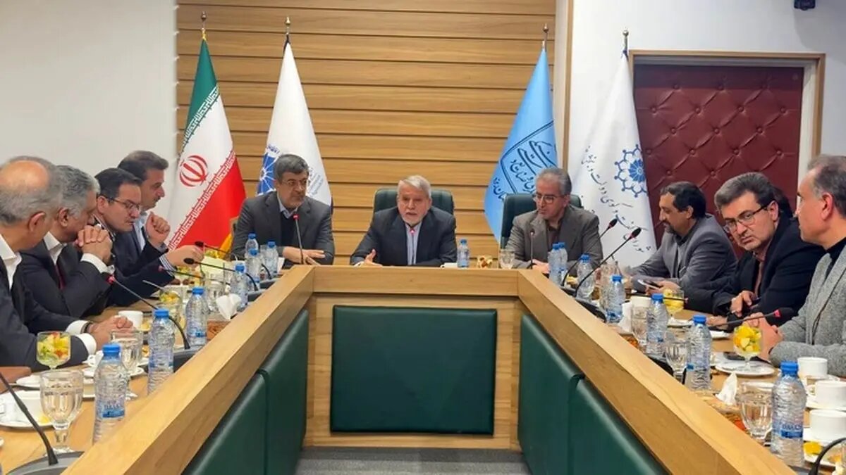 یزد آماده جهش بزرگ در سرمایه‌گذاری گردشگری است/ دولت و بخش‌خصوصی به اجماع عملی برای توسعه گردشگری رسیده‌اند