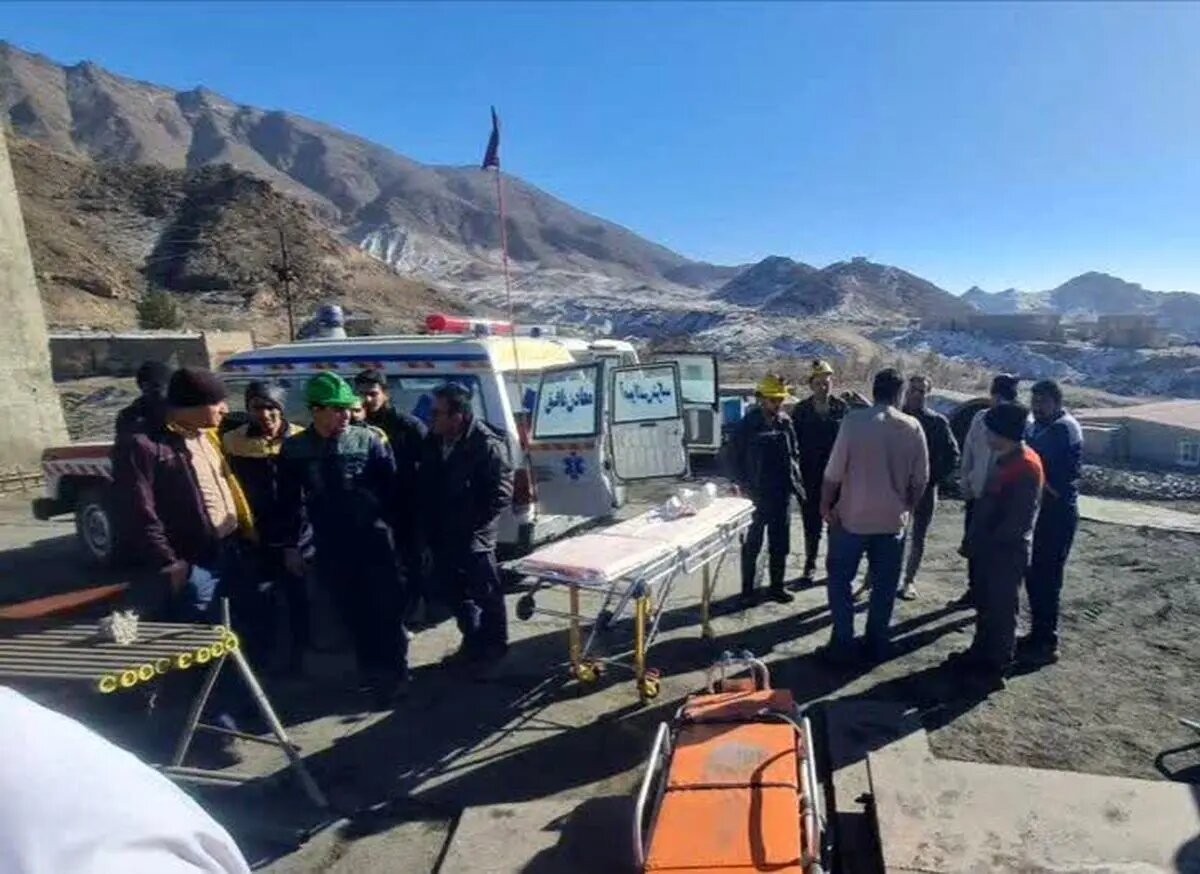 6 مصدوم در حادثه ریزش معدن سنگآهن کوشک در بافق یزد