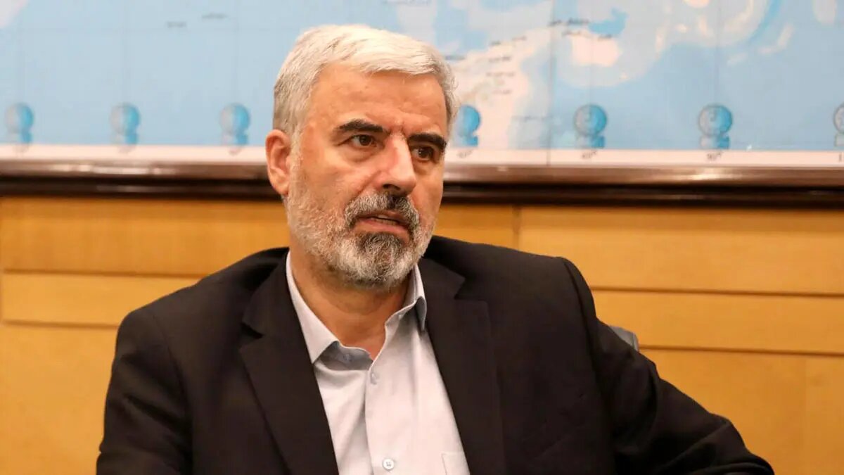 دولت به جای فشار بر مردم با فرارهای مالیاتی مقابله کند