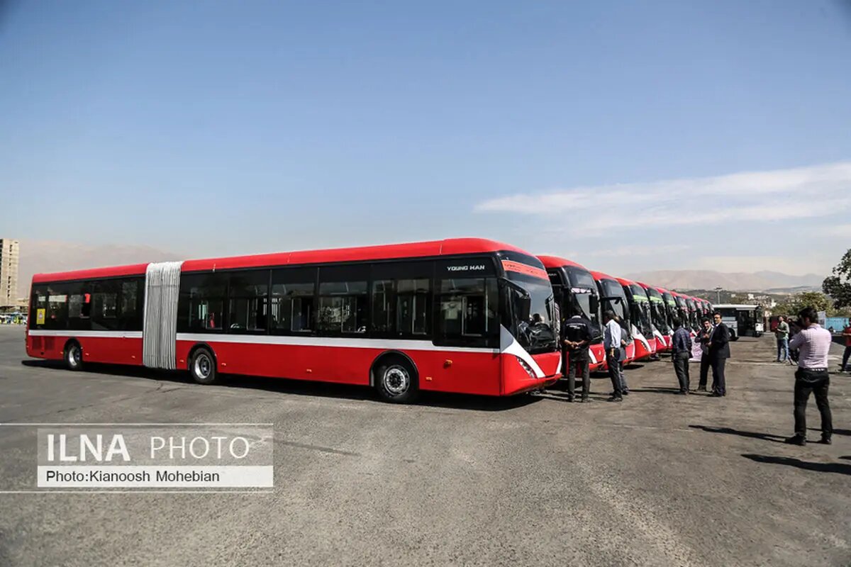اضافه شدن ۳۵ اتوبوس دوکابین جدید به ناوگان تندروی حمل و نقل پایتخت