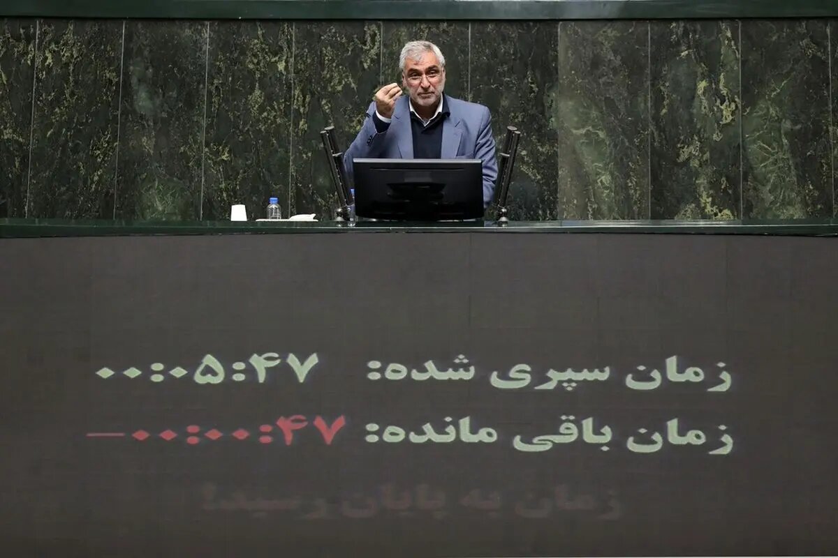 دولت با تصمیمات خود موجب التهابات ارزی نشود