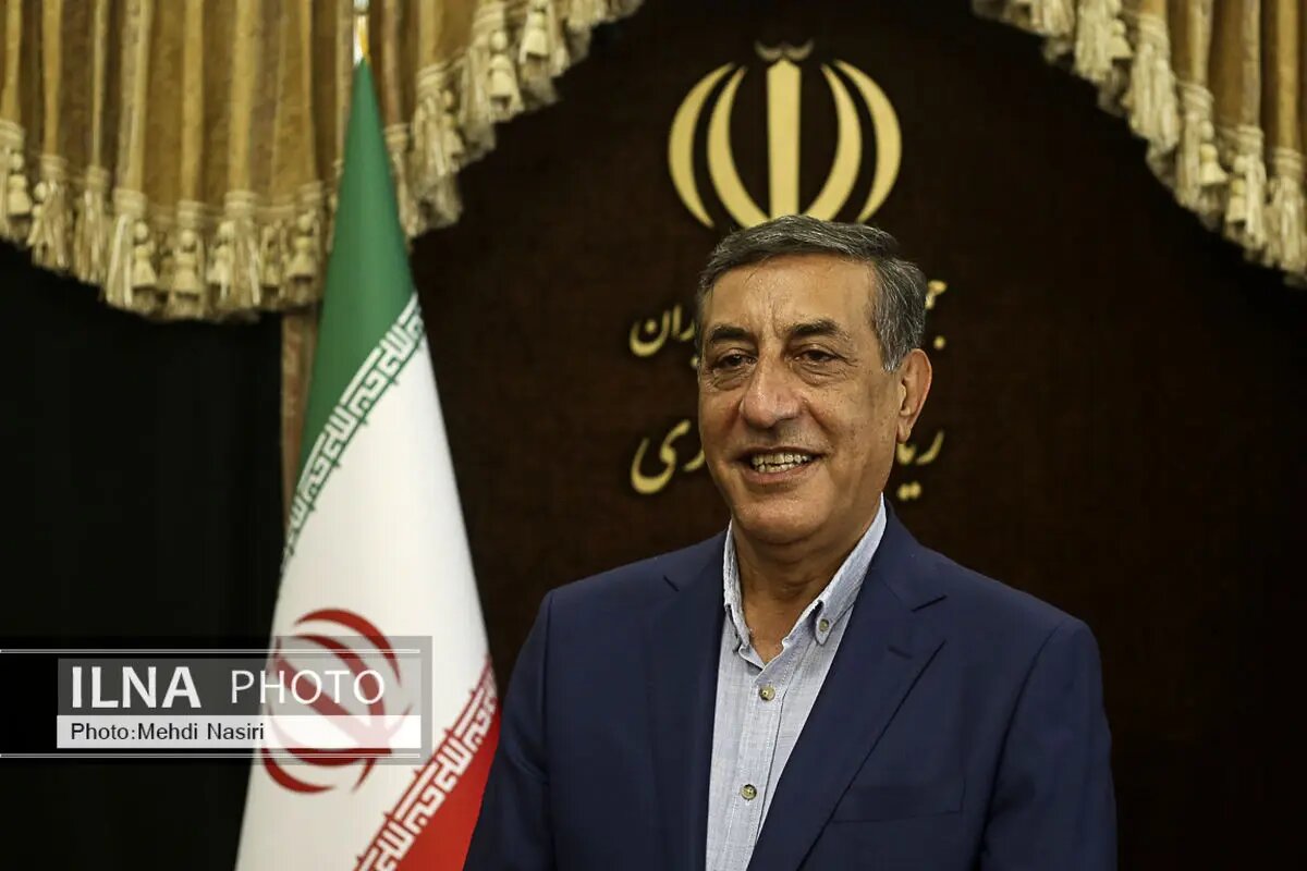 نشست معاون اجرایی رئیس‌جمهور با حامیان پزشکیان در چهارمحال و بختیاری