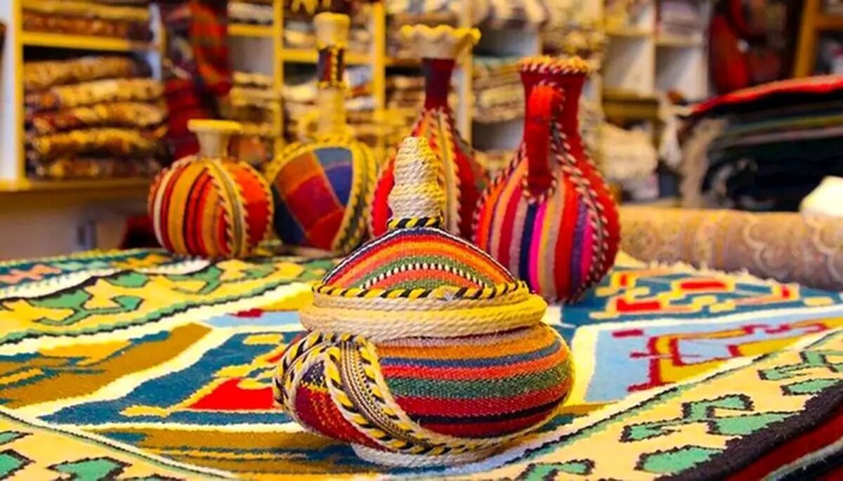 سند جامع مدیریت زنجیره صنایع‌دستی با تصویب هیئت وزیران ابلاغ شد