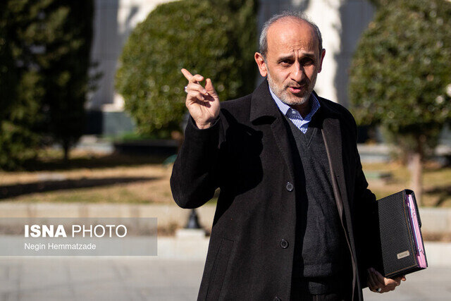 واکنش جبلی به پرسشهایی درباره کیفیت دوبلاژ و حق پخش آثار خارجی