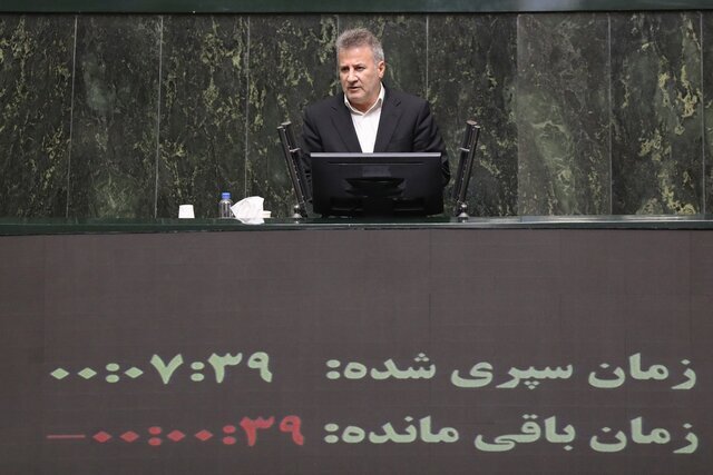 سخنگوی کمیسیون کشاورزی: اقتصاد تبدیل به پاشنه آشیل دولت شده است
