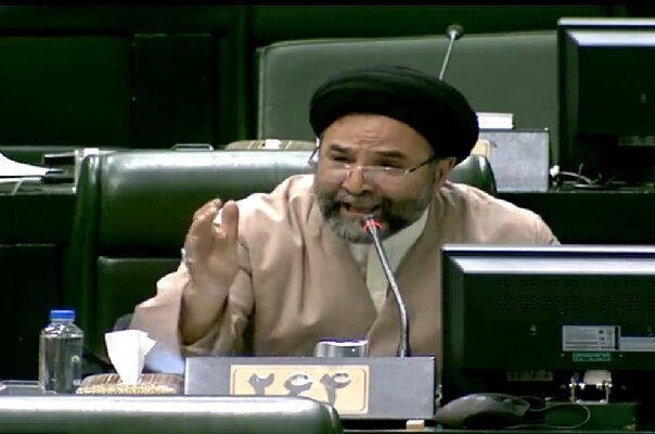 نماینده ارومیه: مجلس باید سراغ منشأ اصلی تورم برود