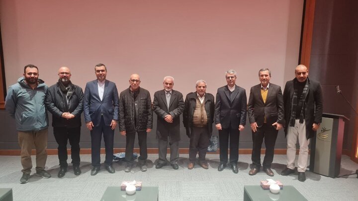 بقایی تماشای کدام مستند را به عراقچی توصیه می‌کند؟