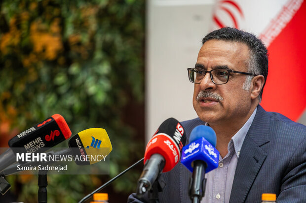 نقشه راه مشاور وزیر علوم برای کارآمدسازی اجلاس دانشگاههای غرب کشور