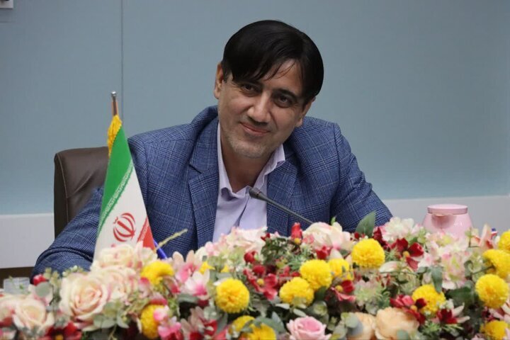 سروریمطلق: تسهیلات اشتغال خانوادههای شهدا در دشتی افزایش یافت