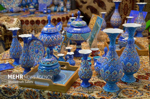 سند جامع مدیریت زنجیره صنایعدستی با تصویب هیئت وزیران ابلاغ شد