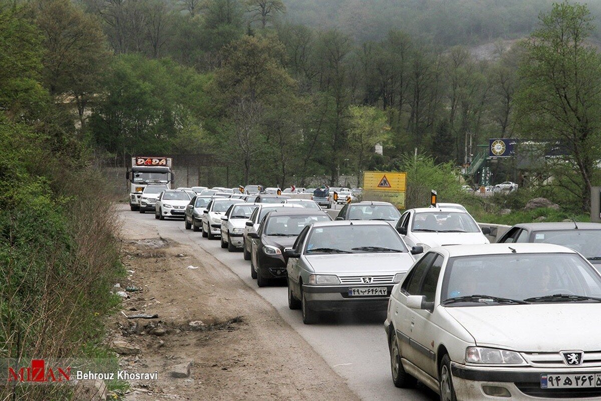 ترافیک وسایل نقلیه در محور‌های چالوس و آزادراه تهران - شمال