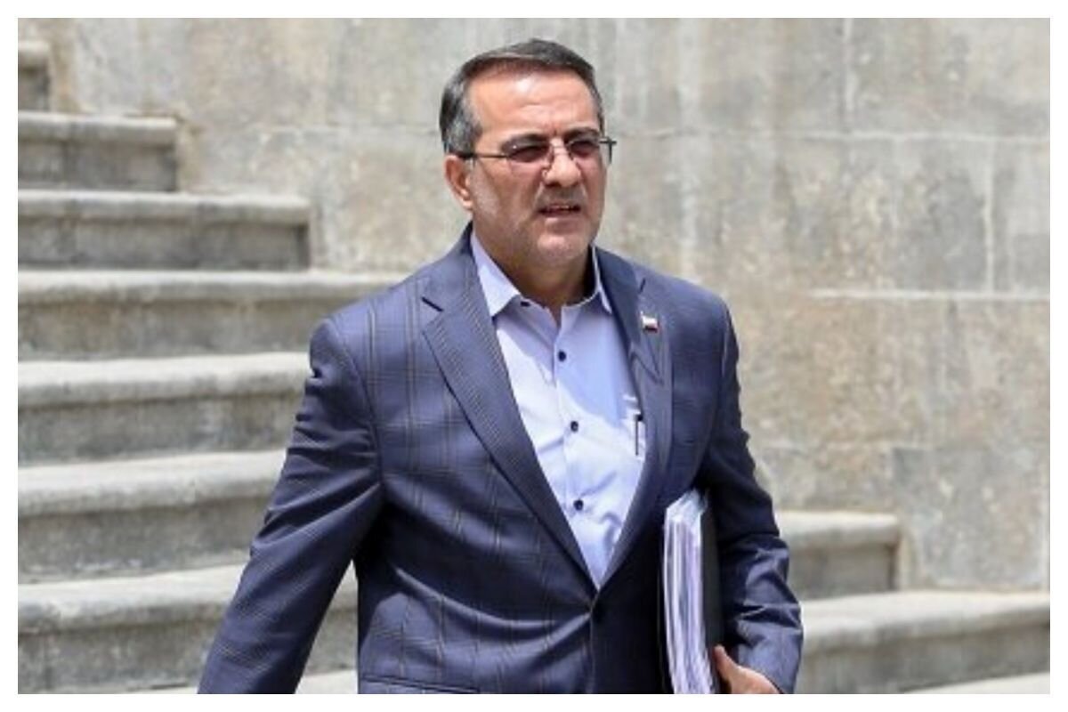 رفیع‌زاده: رفع محدودیت مدرک تحصیلی دوم برای کارکنان در شورای عالی اداری تصویب نشد + فیلم