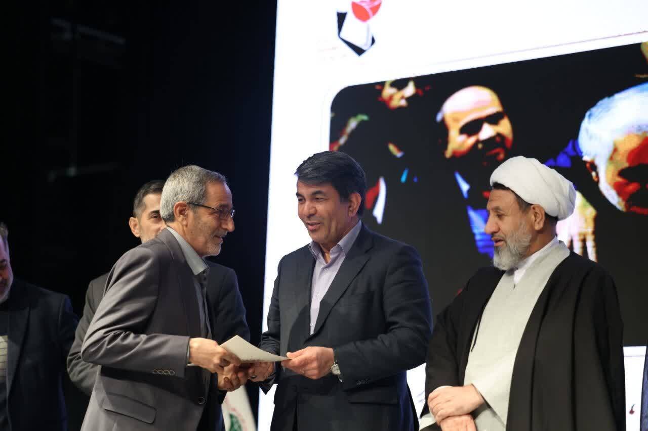بنیاد شهید باید تبلور عملی مکتب شهید سلیمانی در خدمترسانی به جامعه ایثارگری باشد