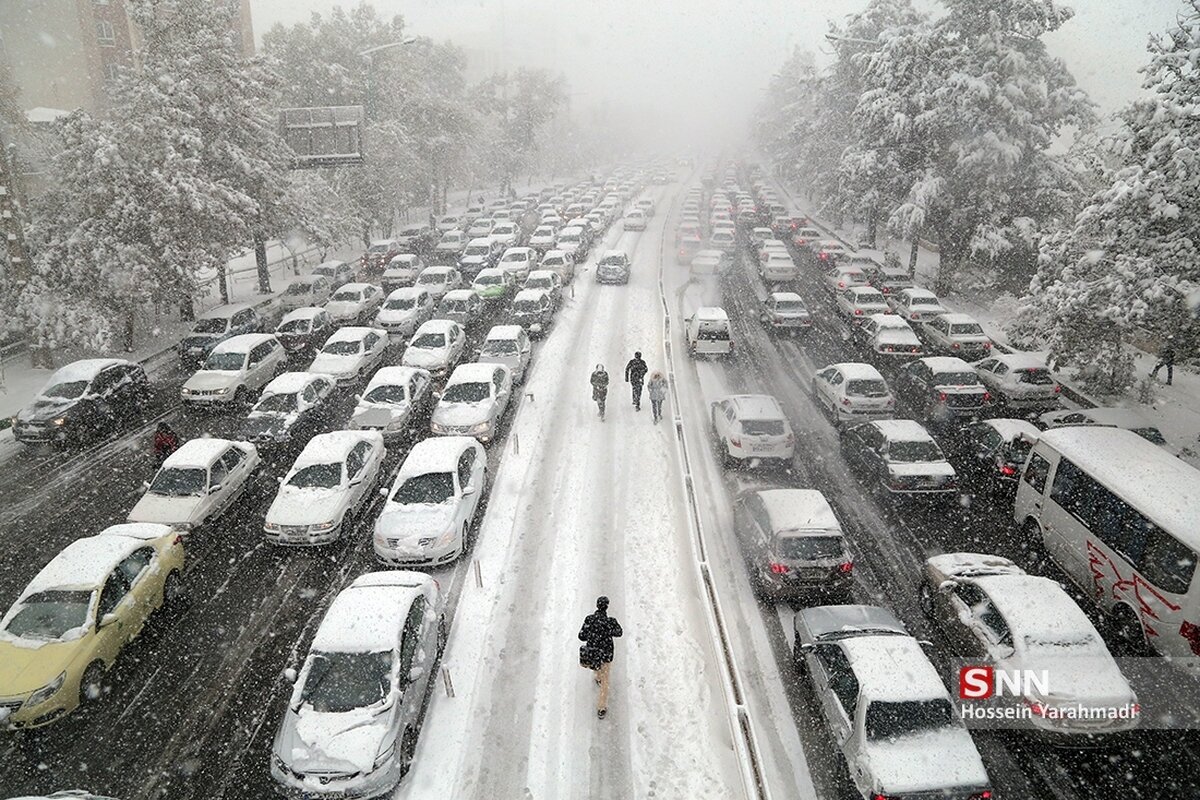 ترافیک سنگین در چالوس و ۳ آزادراه/ انسداد ۲۰ محور شریانی و غیر شریانی