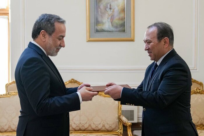 دیدار با عراقچی و آغاز به کار سفرای جدید لبنان، قرقیزستان و آلمان در تهران