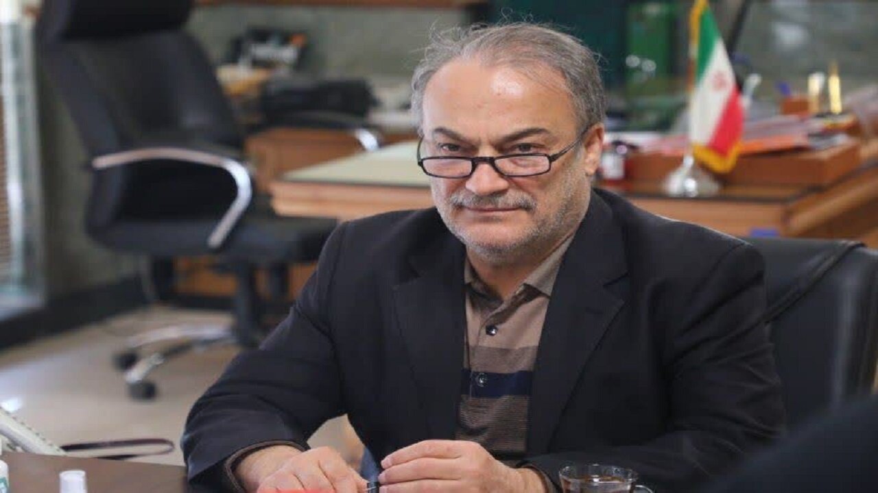 برقراری امتحانات داخلی دانشگاه‌ها و مدارس قم در روز پنج‌شنبه/ ادارات دورکار هستند