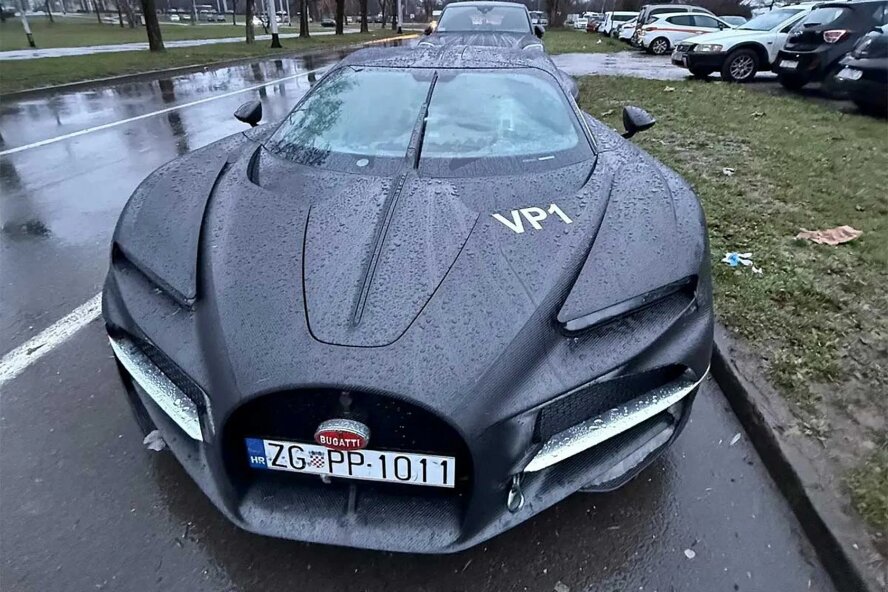 آزمایش‌های زمستانی بوگاتی توربیون و مدفون شدن در برف!