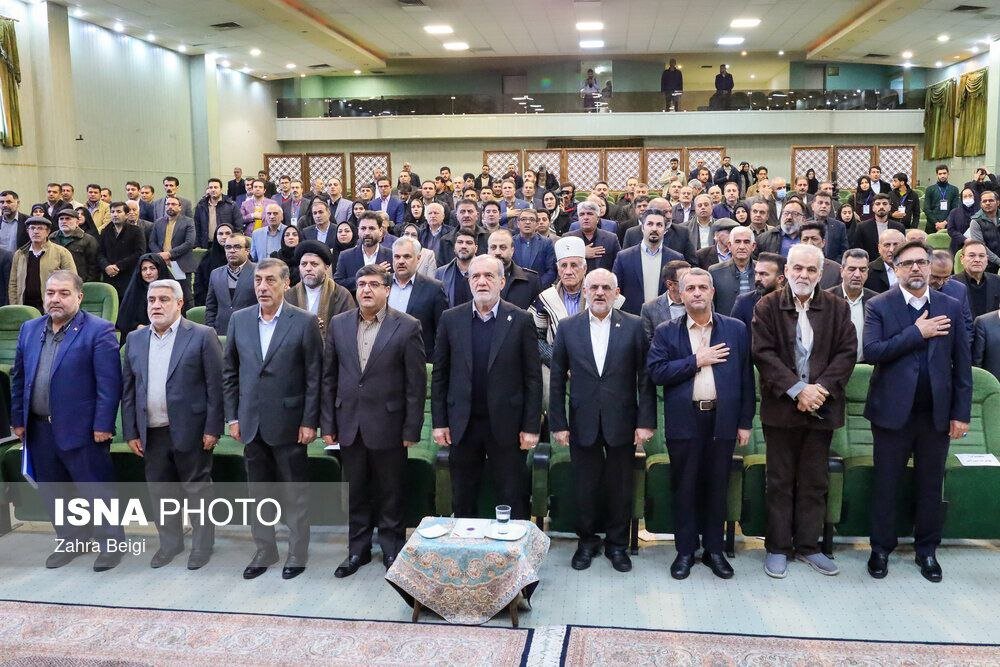 عکس/ دومین روز سفر رئیس جمهور به استان چهارمحال و بختیاری