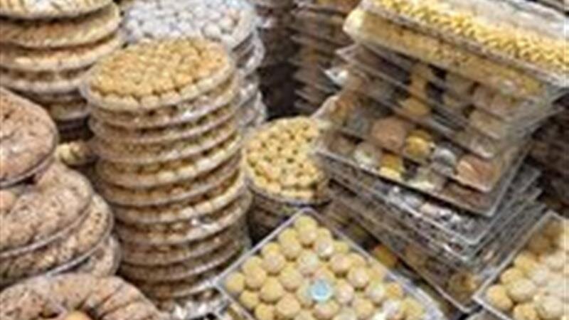 معدوم سازی ۵۰۰ کیلوگرم شیرینی تاریخ گذشته