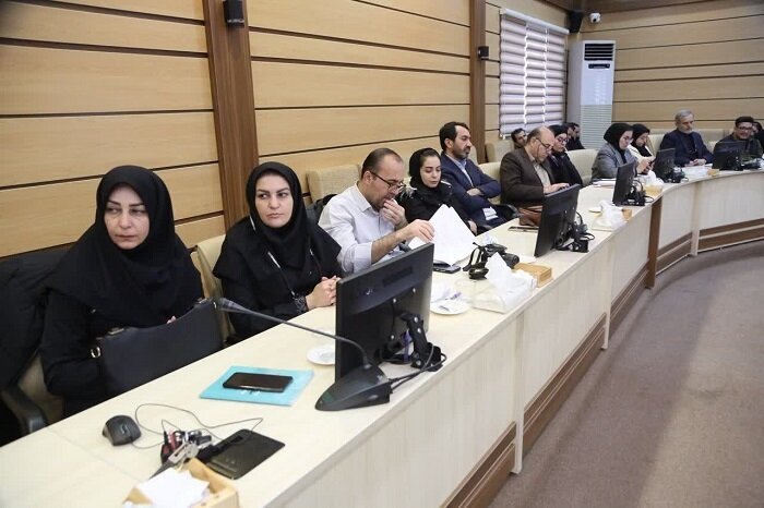 نشست شورای برنامه ریزی و توسعه استان